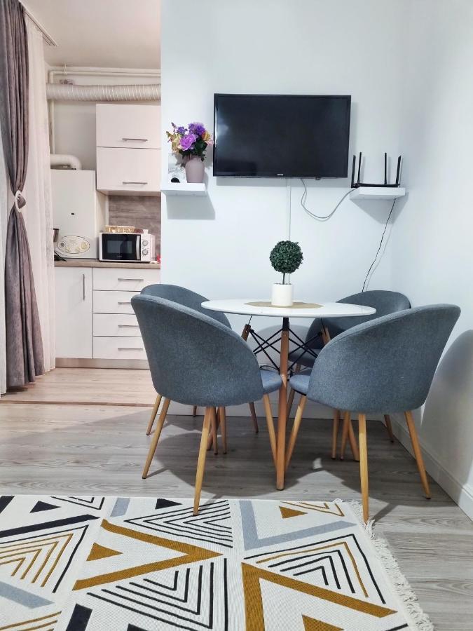 Ra Apartment - Ared Gran Varadino Esterno foto