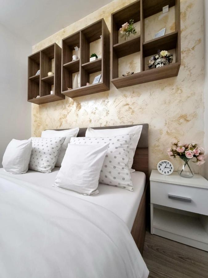 Ra Apartment - Ared Gran Varadino Esterno foto